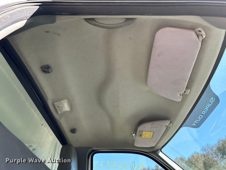 image for item EC8018 2008 Ford F750 Super Duty XL dump truck