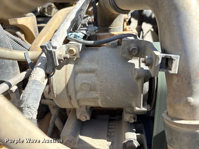 image for item EC8018 2008 Ford F750 Super Duty XL dump truck