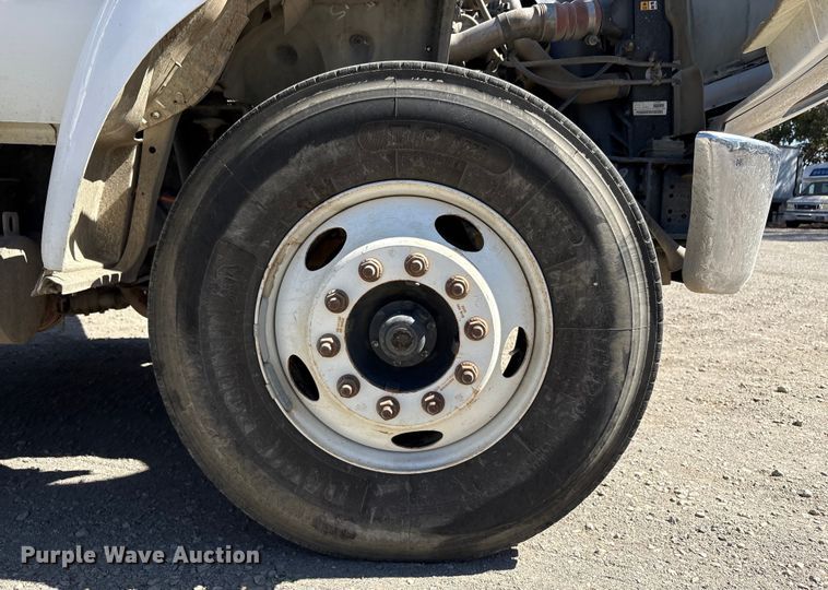 image for item EC8018 2008 Ford F750 Super Duty XL dump truck