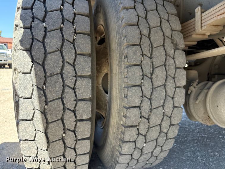 image for item EC8018 2008 Ford F750 Super Duty XL dump truck