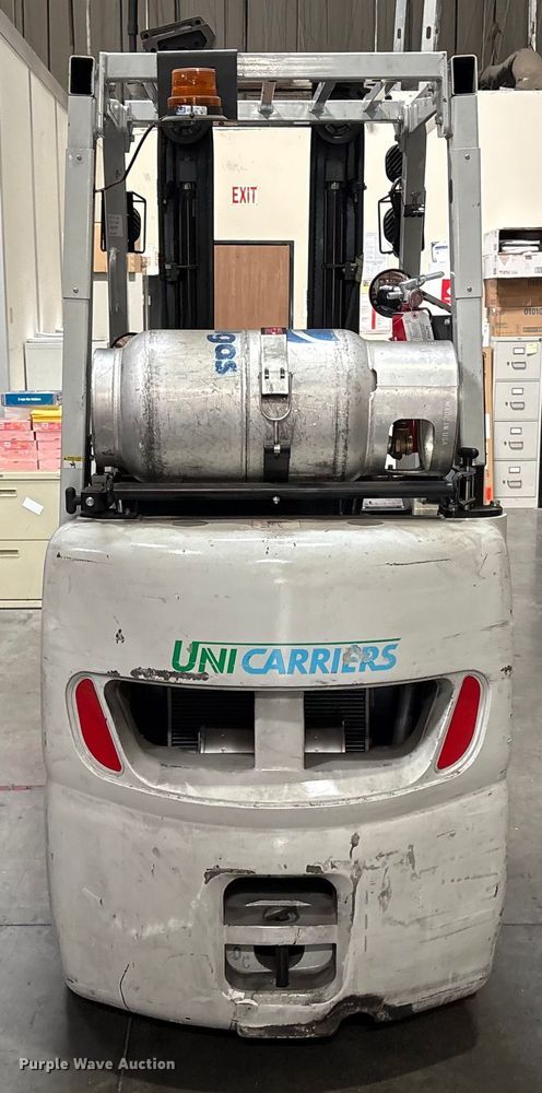 image for item EC8019 2016 UniCarriers CFS40 forklift