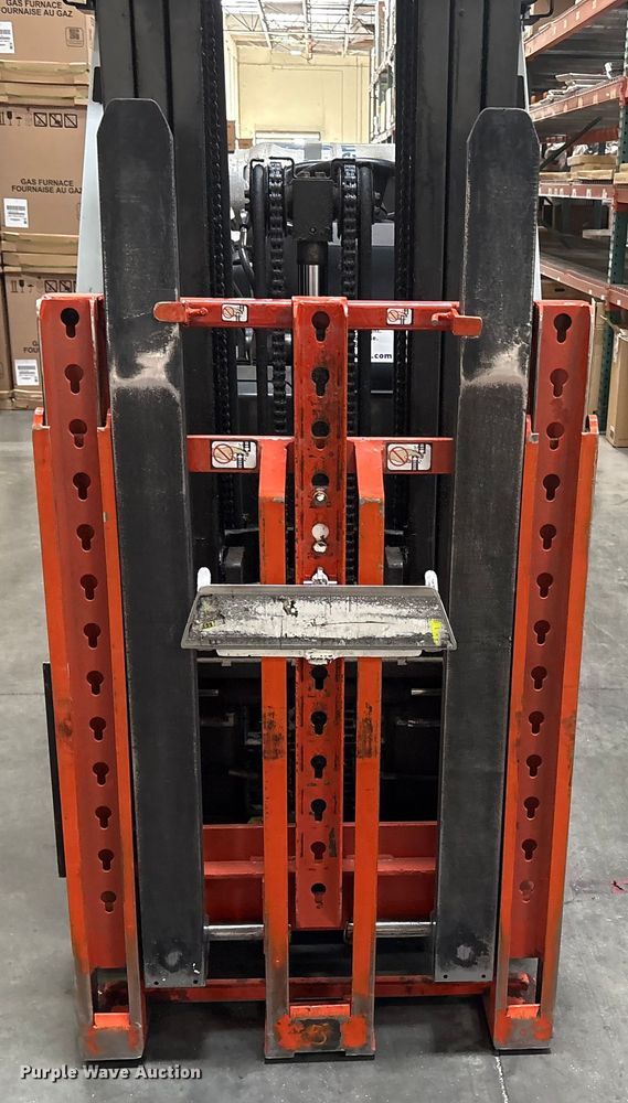 image for item EC8019 2016 UniCarriers CFS40 forklift