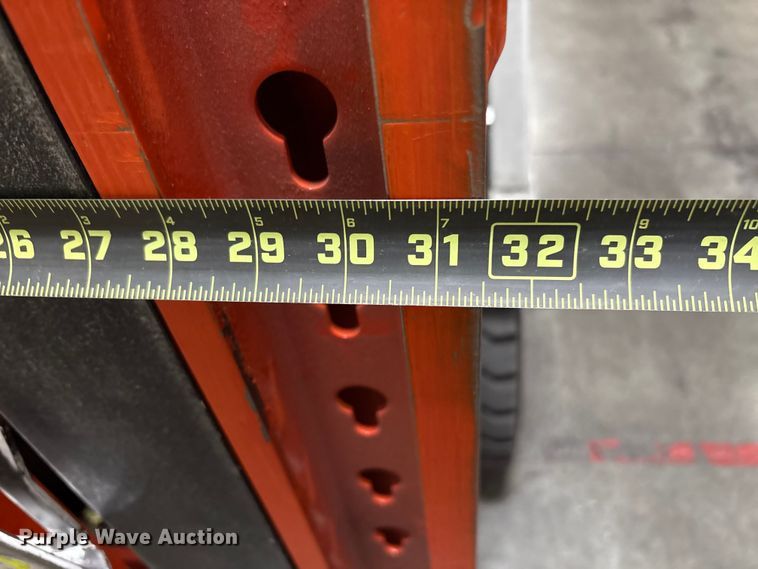 image for item EC8019 2016 UniCarriers CFS40 forklift