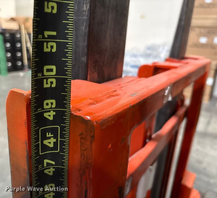 image for item EC8019 2016 UniCarriers CFS40 forklift