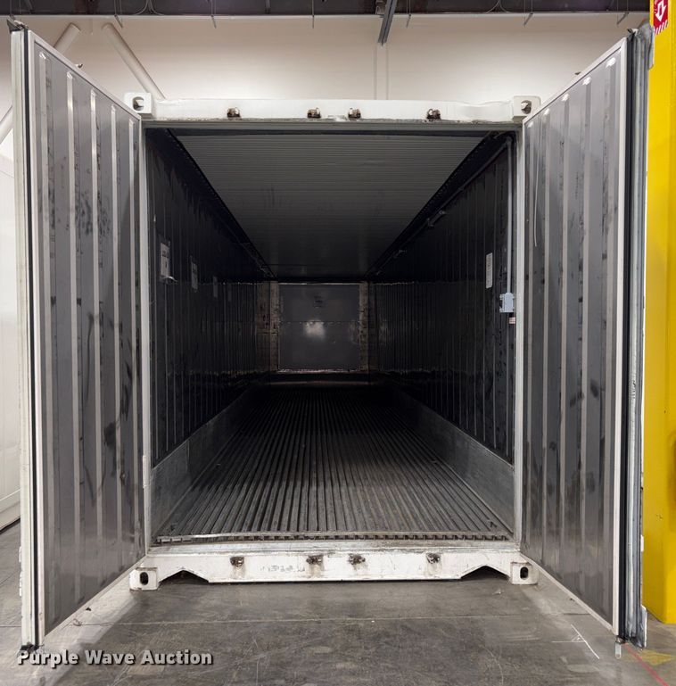 image for item EC8025 Refrigerated shipping container
