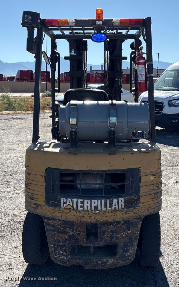 image for item EC8032 1994 Caterpillar GP25 forklift