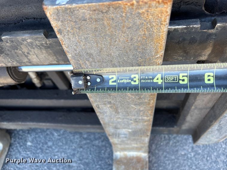 image for item EC8032 1994 Caterpillar GP25 forklift