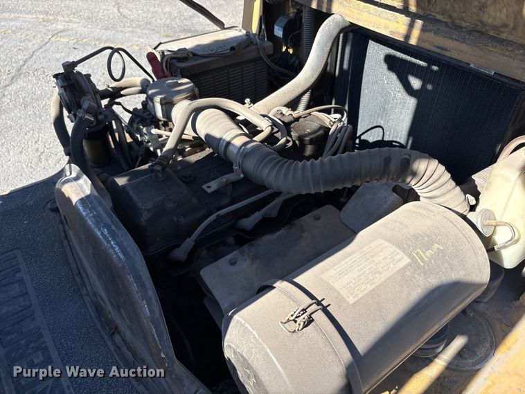 image for item EC8032 1994 Caterpillar GP25 forklift