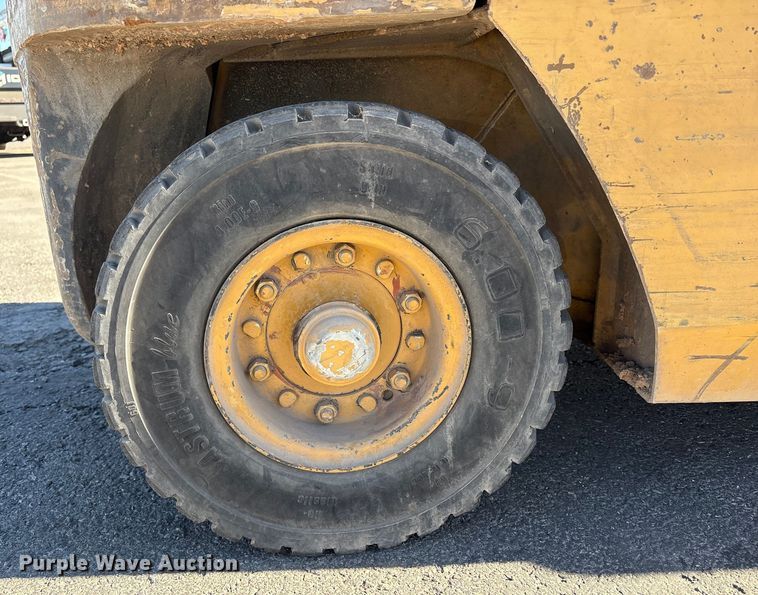 image for item EC8032 1994 Caterpillar GP25 forklift