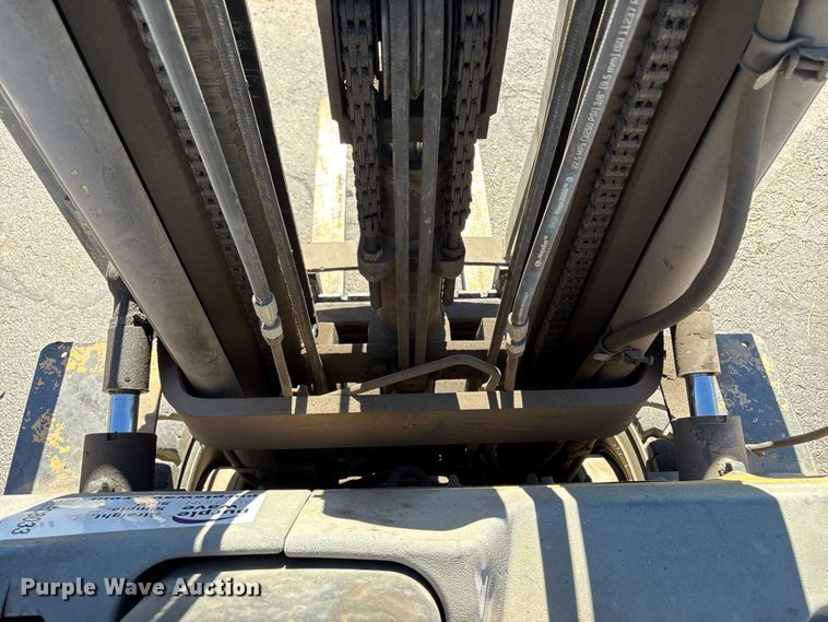 image for item EC8033 1997 Caterpillar GP25 forklift