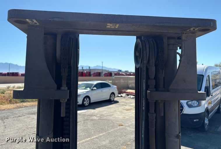 image for item EC8033 1997 Caterpillar GP25 forklift