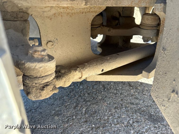 image for item EC8033 1997 Caterpillar GP25 forklift