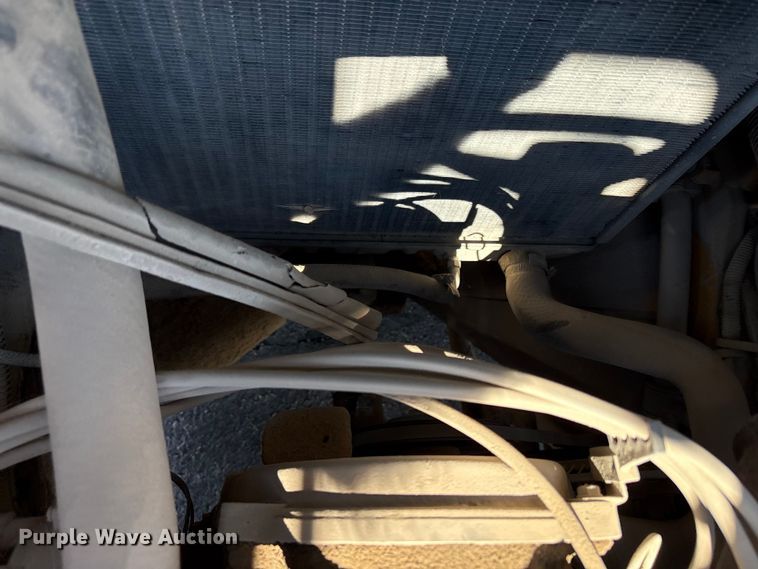 image for item EC8033 1997 Caterpillar GP25 forklift