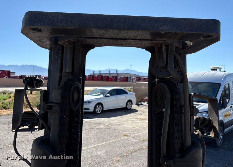 image for item EC8034 2006 Caterpillar E 6000 Warehouse Forklift ( Electric)