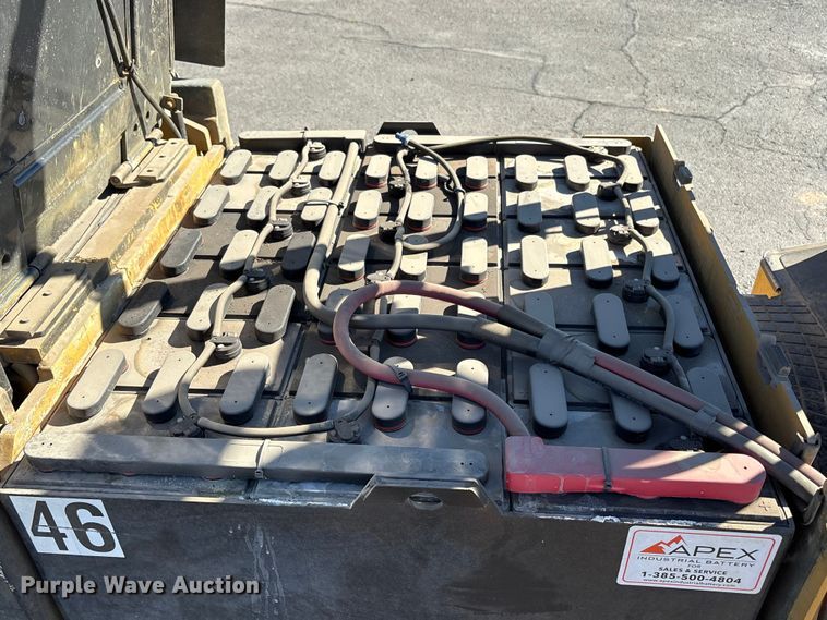 image for item EC8034 2006 Caterpillar E 6000 Warehouse Forklift ( Electric)