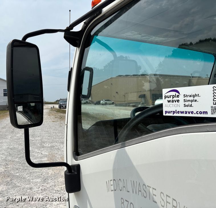 image for item ED2232 2014 Isuzu NPRHD box truck