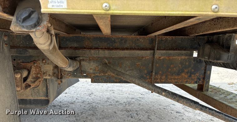 image for item ED2232 2014 Isuzu NPRHD box truck