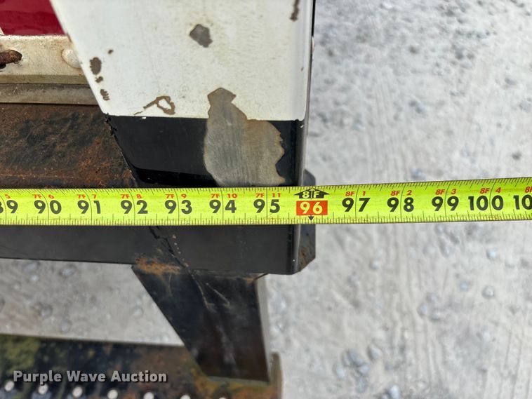 image for item ED2232 2014 Isuzu NPRHD box truck