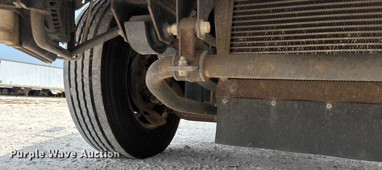 image for item ED2232 2014 Isuzu NPRHD box truck