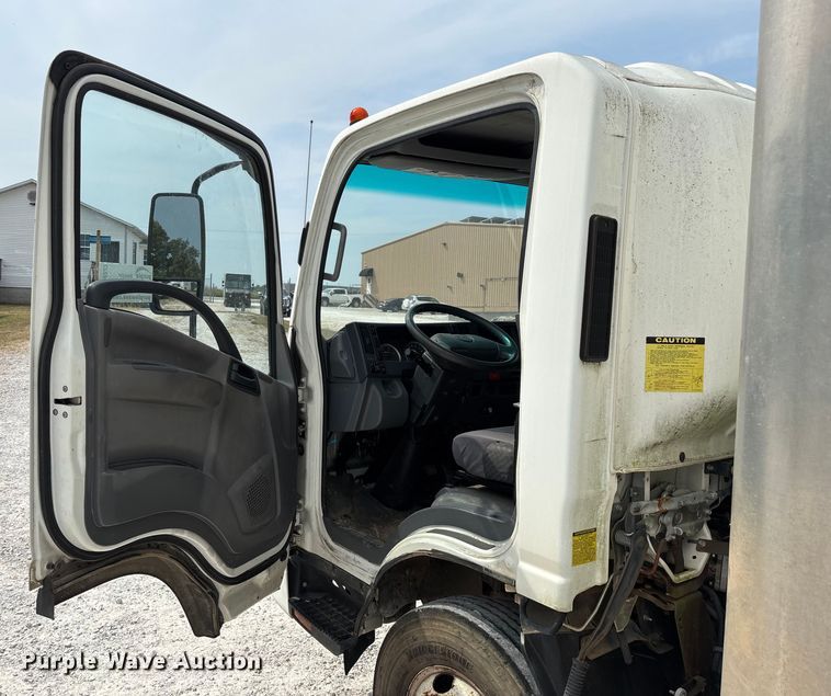 image for item ED2232 2014 Isuzu NPRHD box truck