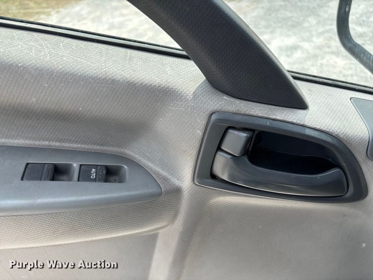 image for item ED2232 2014 Isuzu NPRHD box truck