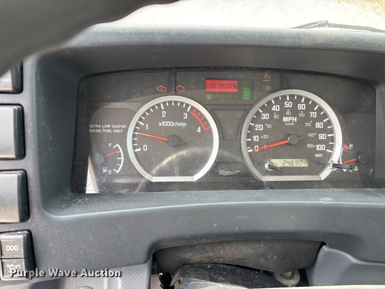 image for item ED2232 2014 Isuzu NPRHD box truck