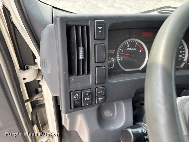 image for item ED2232 2014 Isuzu NPRHD box truck