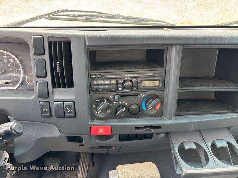 image for item ED2232 2014 Isuzu NPRHD box truck