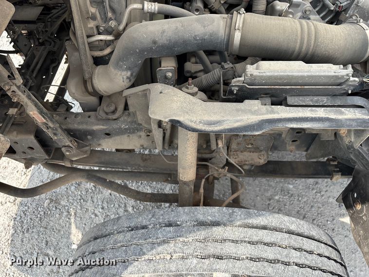 image for item ED2232 2014 Isuzu NPRHD box truck