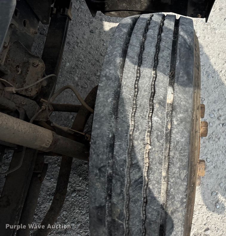 image for item ED2232 2014 Isuzu NPRHD box truck