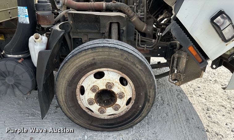 image for item ED2232 2014 Isuzu NPRHD box truck