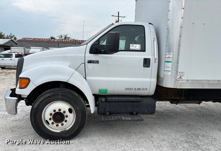 image for item ED2237 2012 Ford F750 box truck