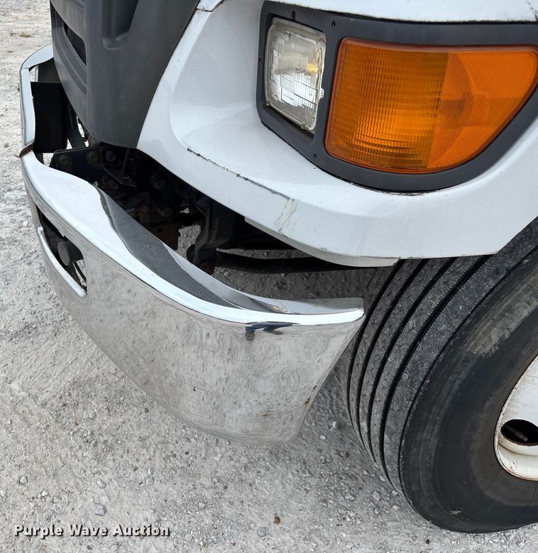 image for item ED2237 2012 Ford F750 box truck