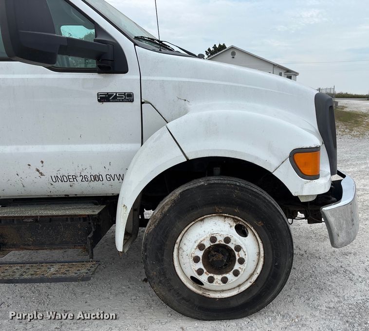 image for item ED2237 2012 Ford F750 box truck