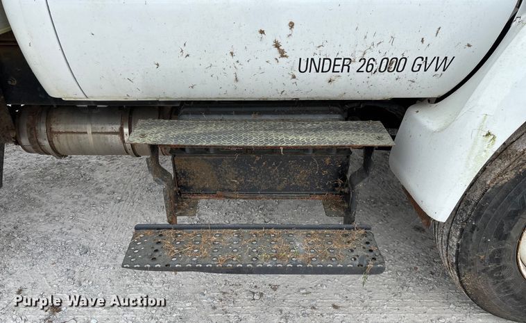 image for item ED2237 2012 Ford F750 box truck