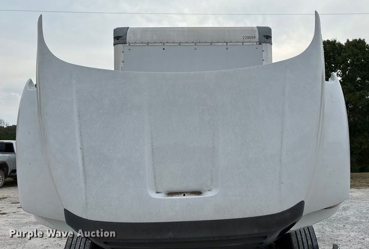 image for item ED2237 2012 Ford F750 box truck