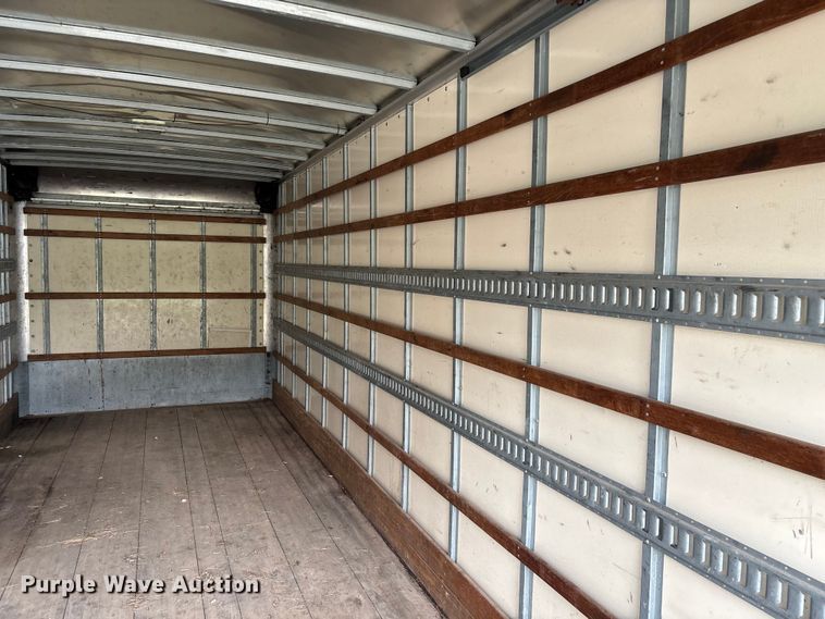 image for item ED2237 2012 Ford F750 box truck