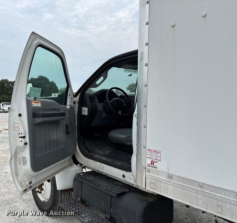 image for item ED2237 2012 Ford F750 box truck
