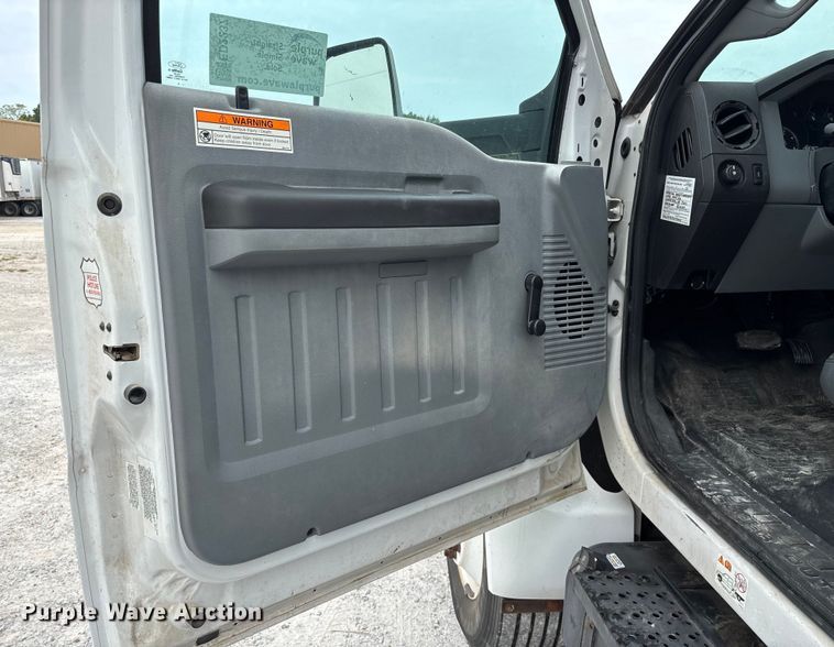 image for item ED2237 2012 Ford F750 box truck