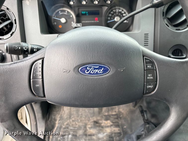 image for item ED2237 2012 Ford F750 box truck