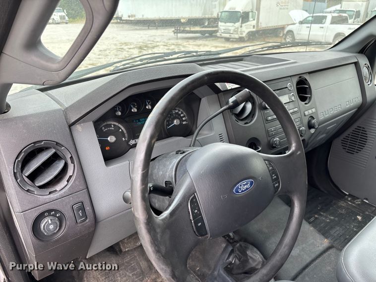 image for item ED2237 2012 Ford F750 box truck