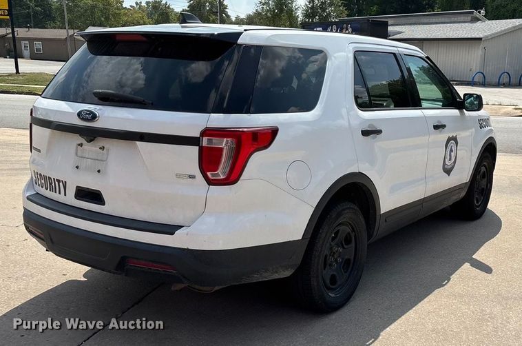 image for item ED2241 2019 Ford Explorer Police Interceptor SUV