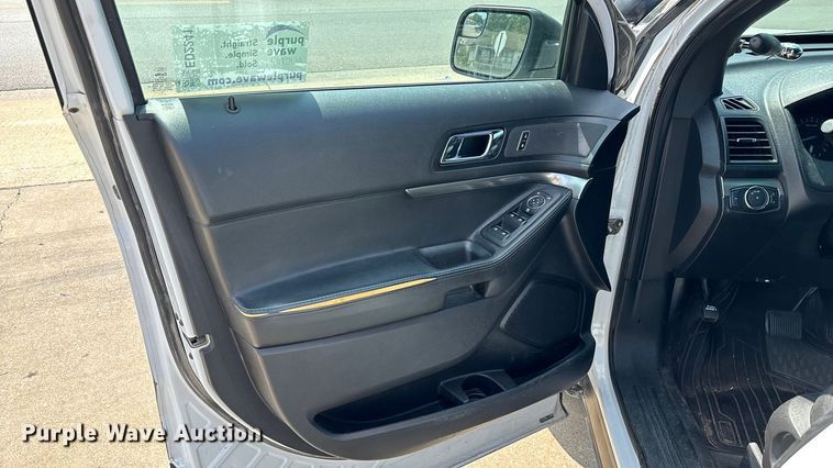 image for item ED2241 2019 Ford Explorer Police Interceptor SUV