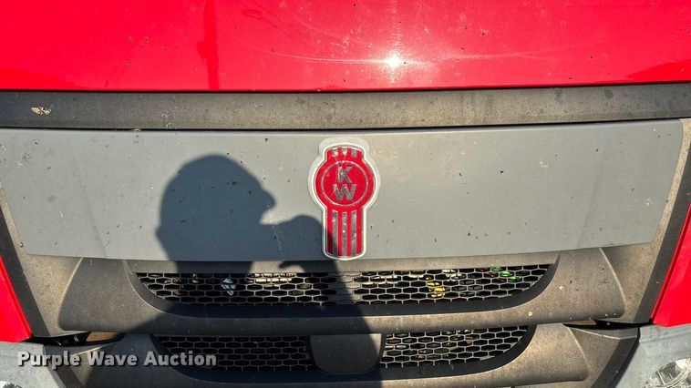 image for item ED2242 2018 Kenworth K270 box truck