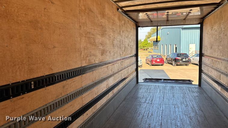 image for item ED2242 2018 Kenworth K270 box truck