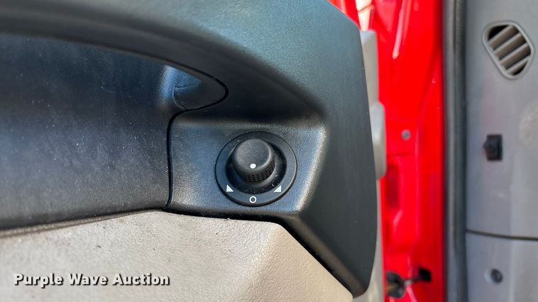 image for item ED2242 2018 Kenworth K270 box truck