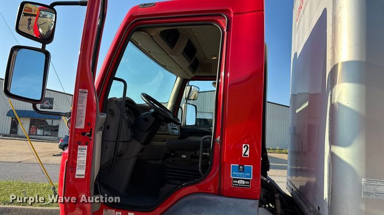 image for item ED2242 2018 Kenworth K270 box truck