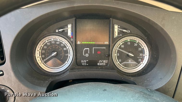 image for item ED2242 2018 Kenworth K270 box truck