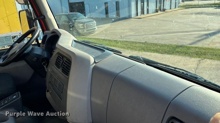 image for item ED2242 2018 Kenworth K270 box truck