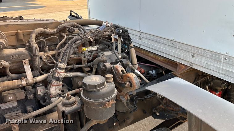 image for item ED2242 2018 Kenworth K270 box truck